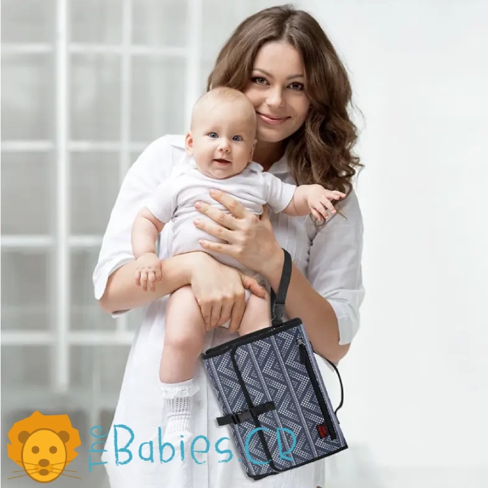 cambiador_portatil_para_cambiar_pañales_de_forma_higienica_en_todo_lugar_y_momento_thebaiescr_maternidad_paternidad